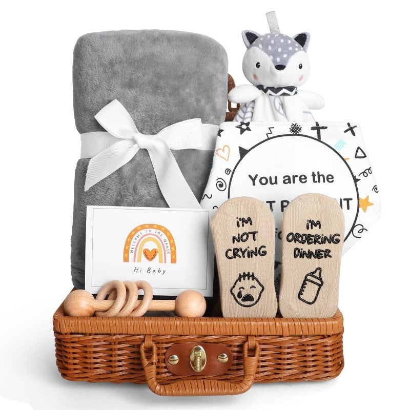 Panier cadeau pour nouveau-né